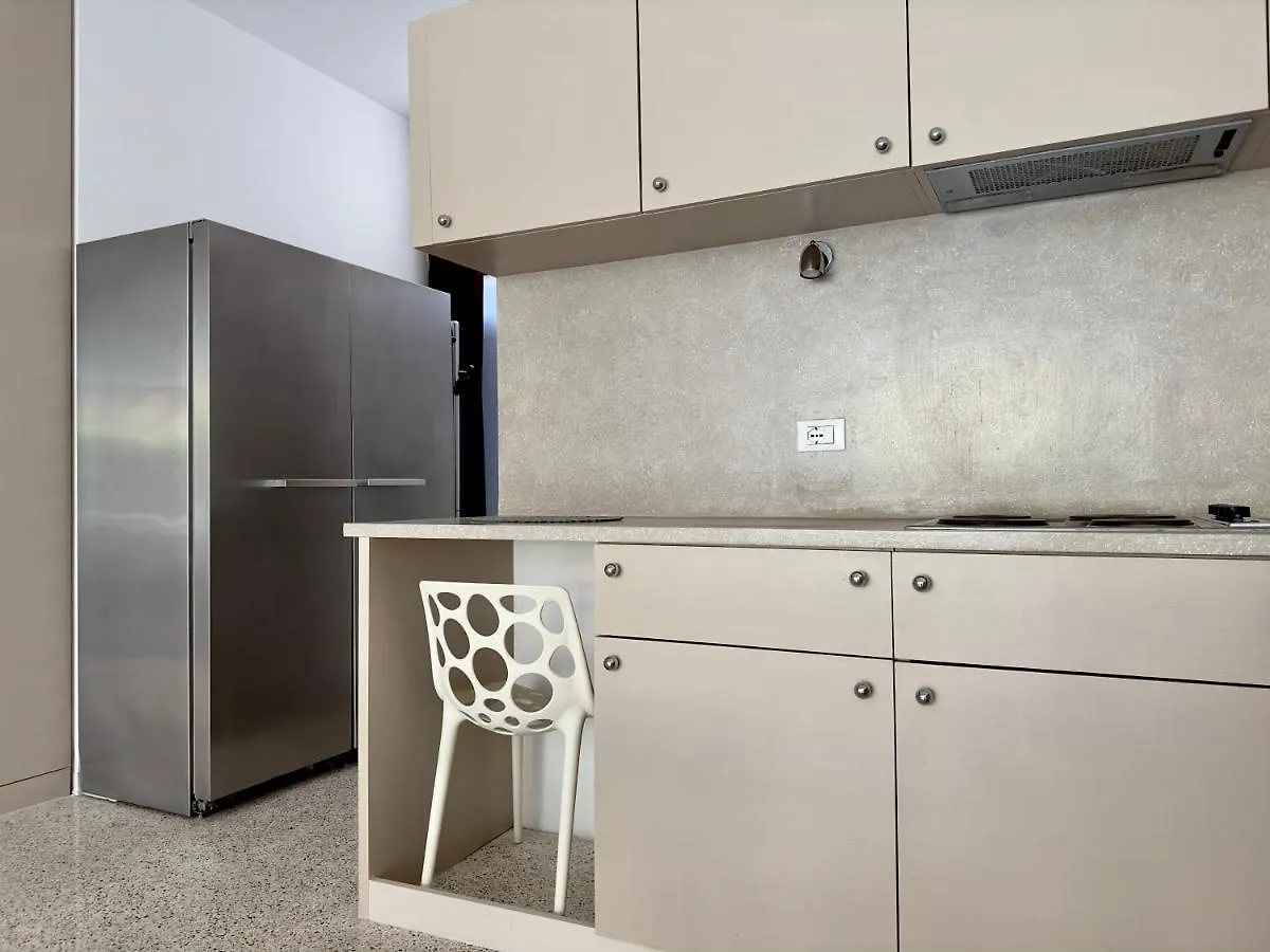 Grand Apartment Navigli Mediolan