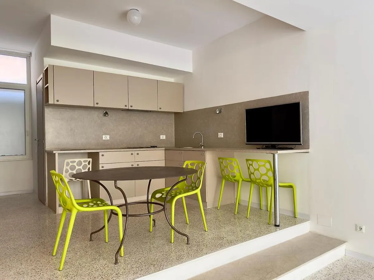 Grand Apartment Navigli Mediolan
