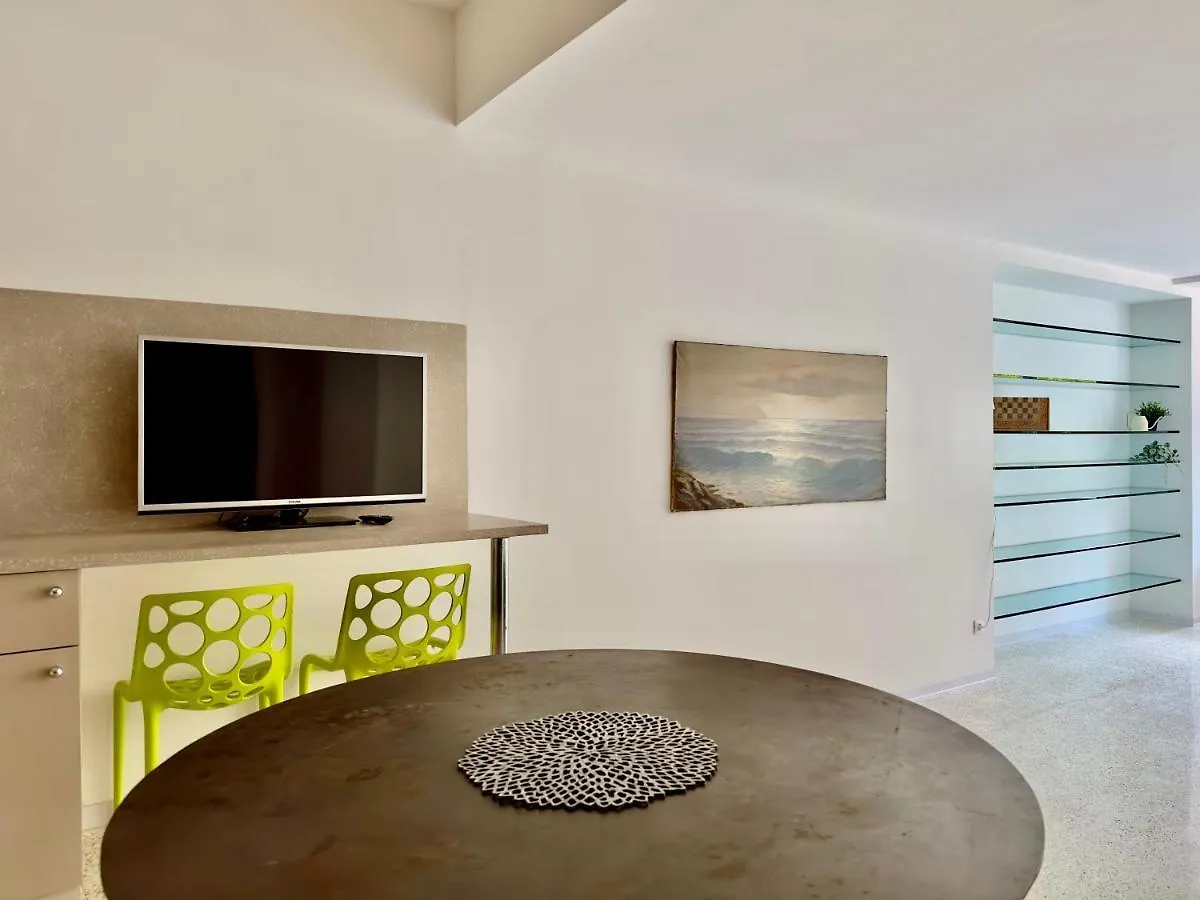 Grand Apartment Navigli Mediolan