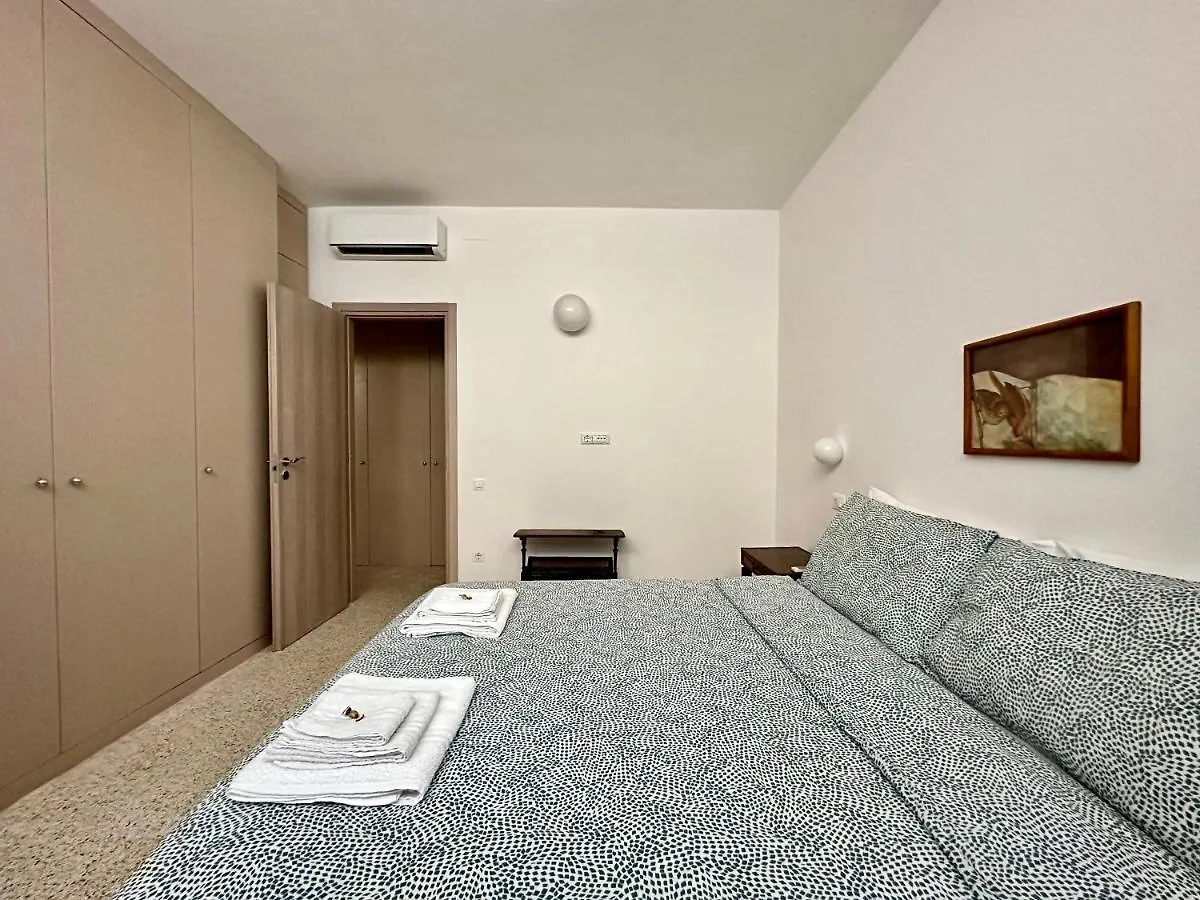 Grand Apartment Navigli Mediolan Włochy